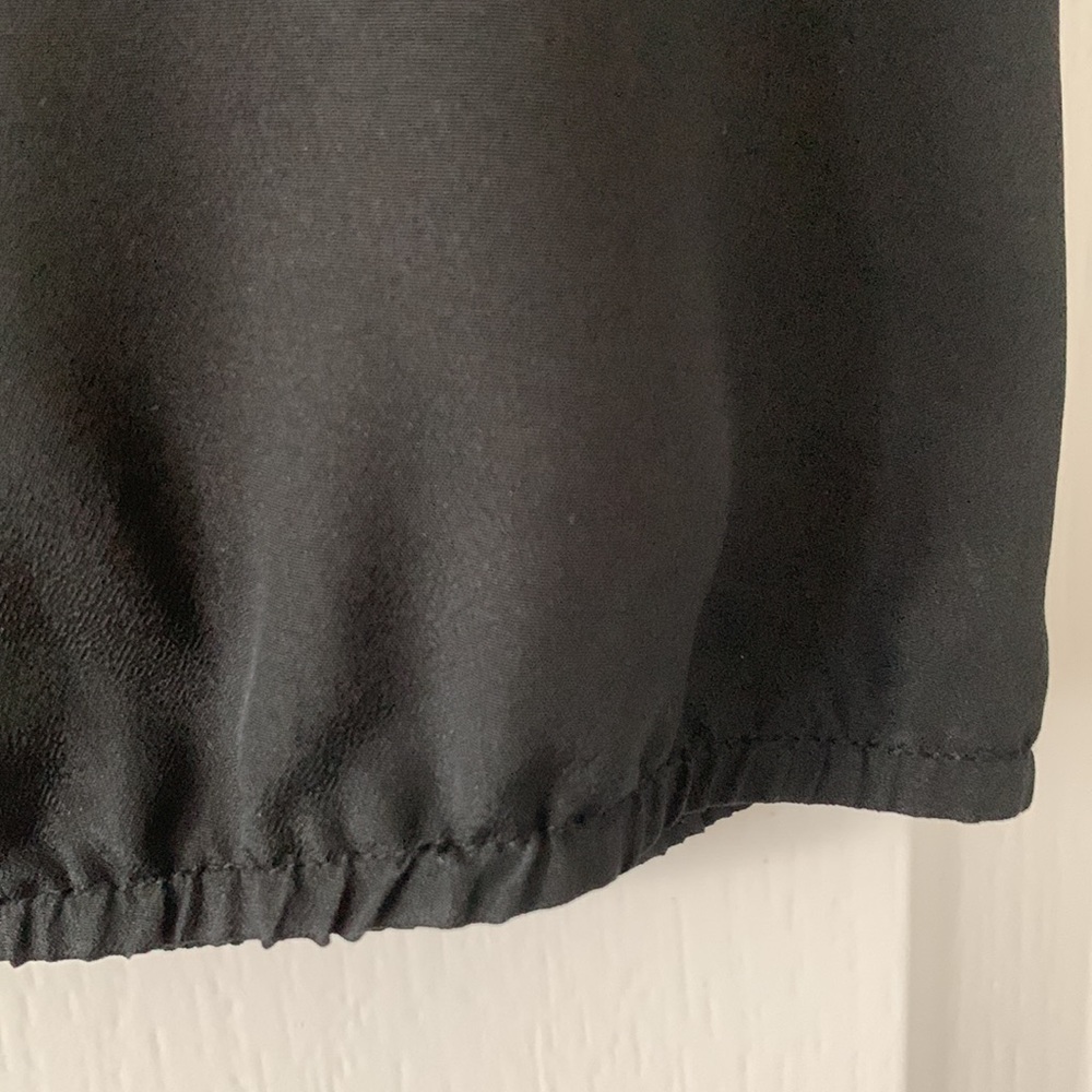 NWT LOFT Black Split Neck 3/4 Length Sleeves 100% Polyester Blouse Size MP - Picture 11 of 16